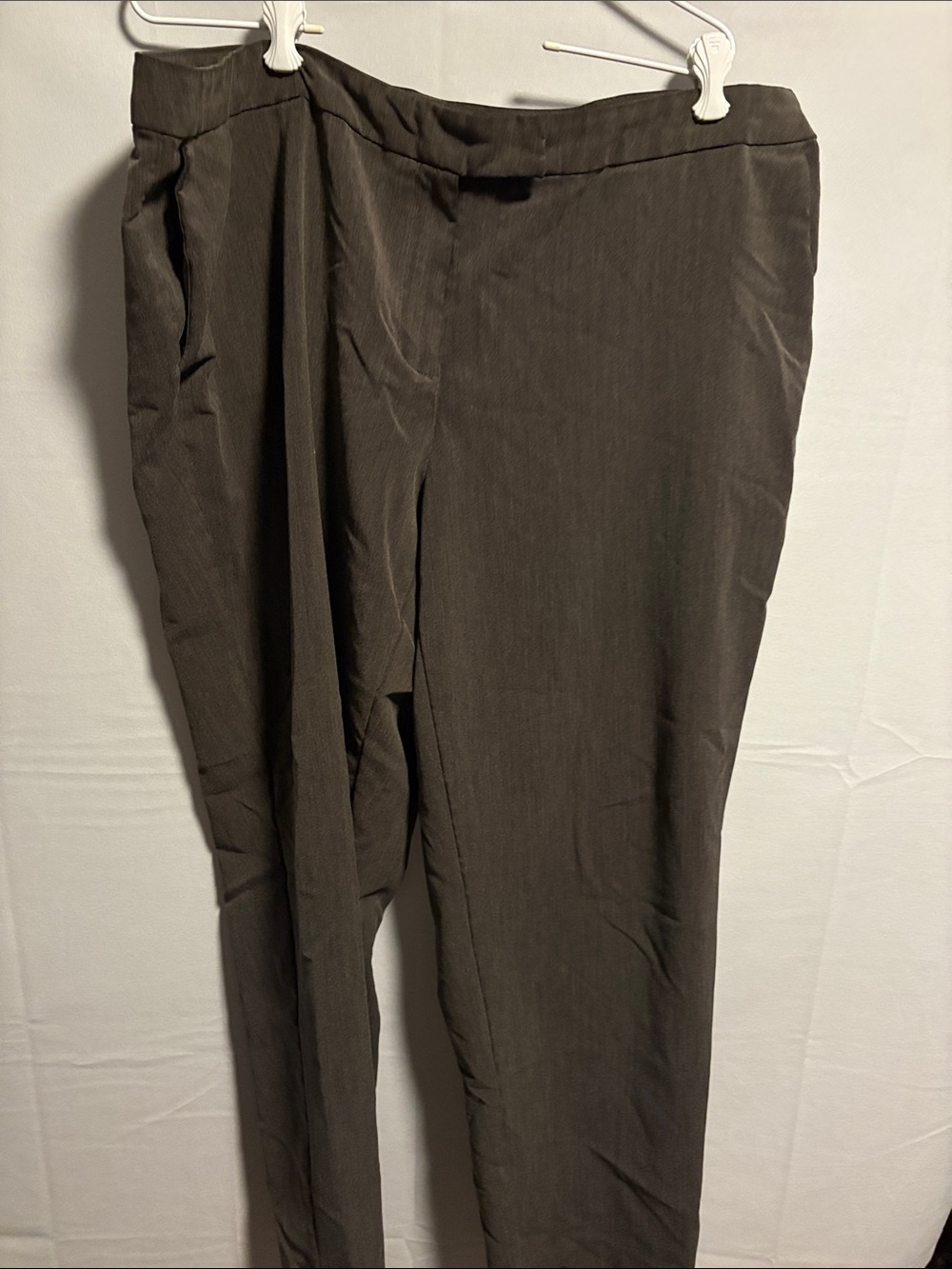 Avenue Olive Women's Dress Pants